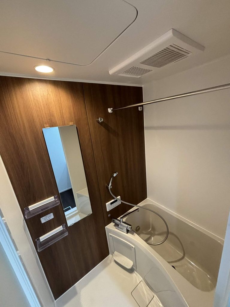 バス・シャワールーム　バス