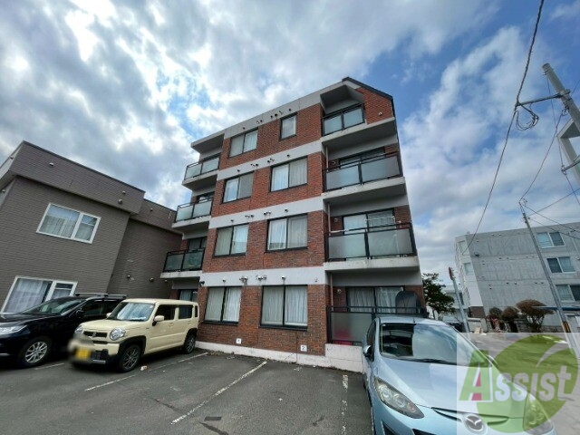 建物外観　札幌市中央区北十三条西「ストロール札幌」