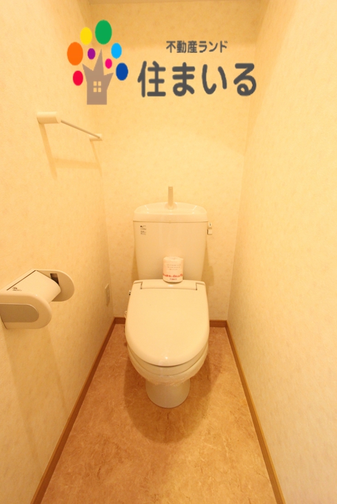 トイレ　※写真は同型タイプとなります