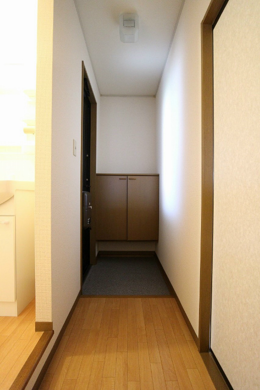 玄関　※参照※別号室の写真です