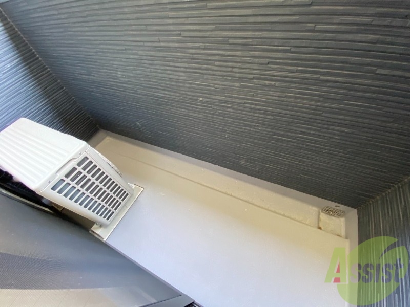 バルコニー　バルコニーが付いているので洗濯物も干せます！