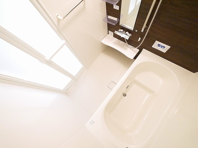 バス・シャワールーム　お風呂で日々の疲れを落としましょう