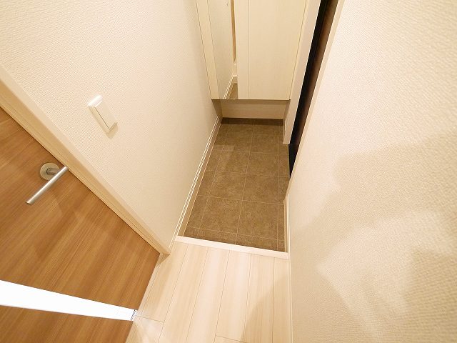 玄関　シンプルで使いやすい玄関です
