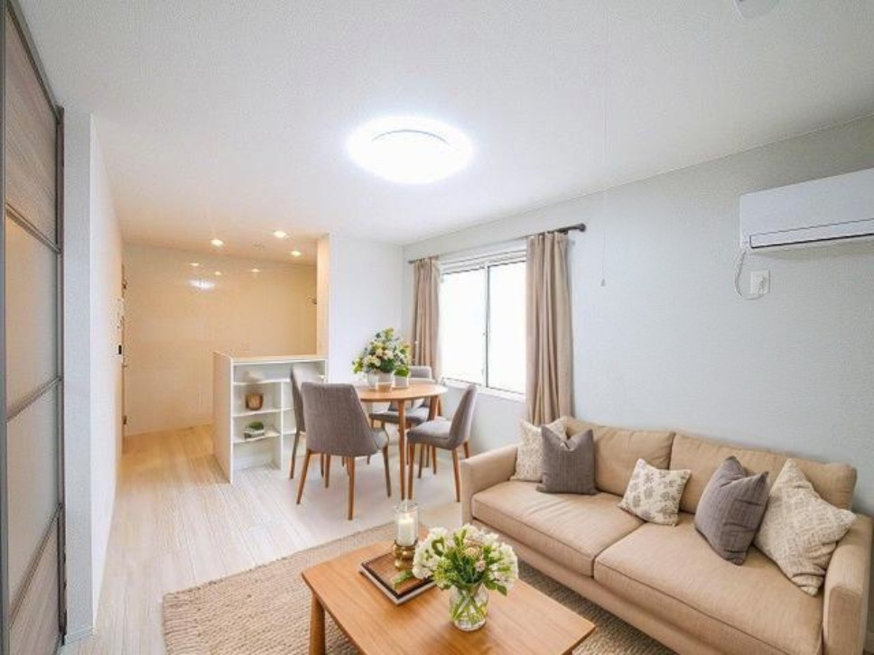 居室・リビング　CGで家具等を配置したもので家具等は含まれません。