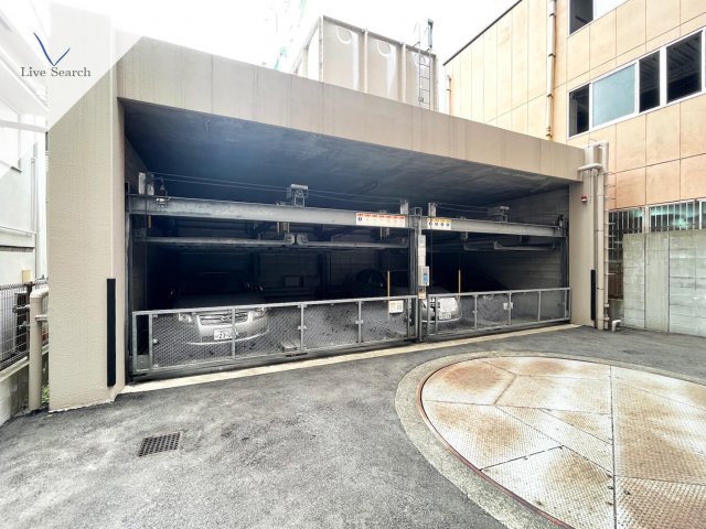 駐車場　駐車場完備です