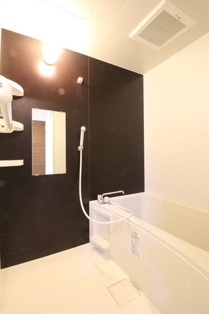 バス・シャワールーム　お風呂です