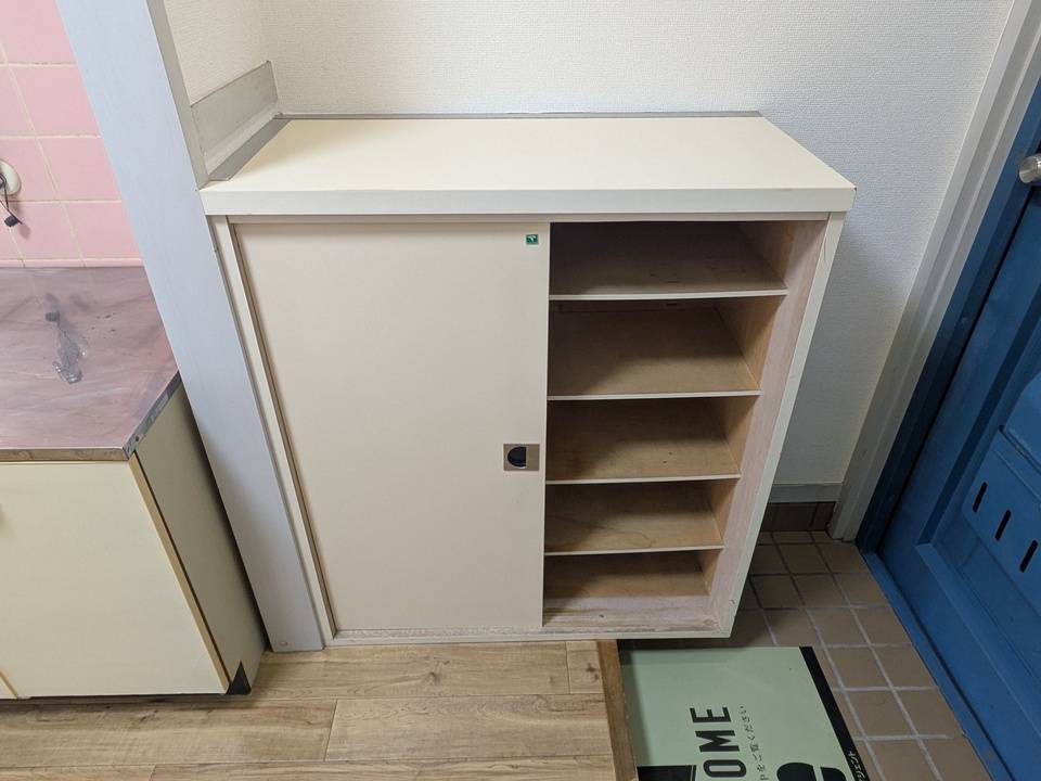 収納　シューズボックス