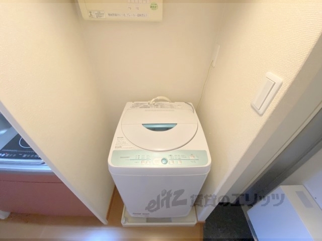 その他部屋・スペース　洗濯機置場