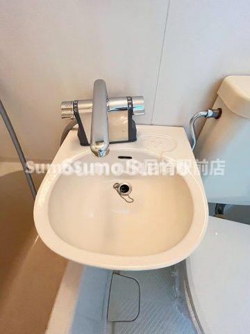 洗面設備　広い洗面スペース