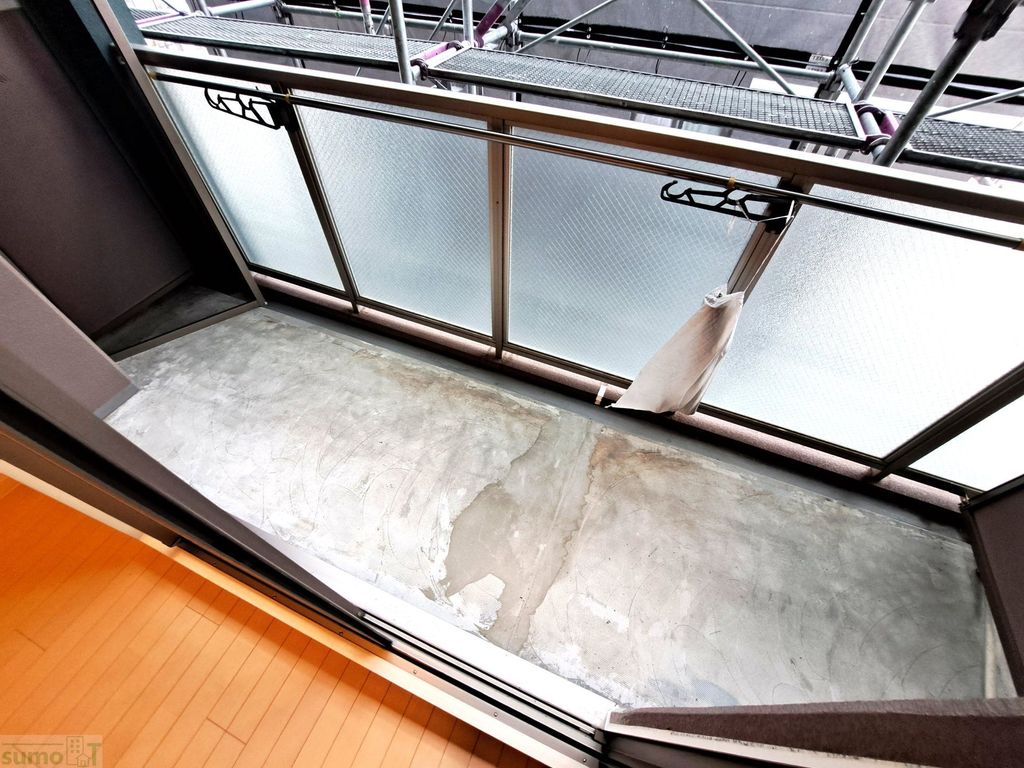 バルコニー　バルコニー