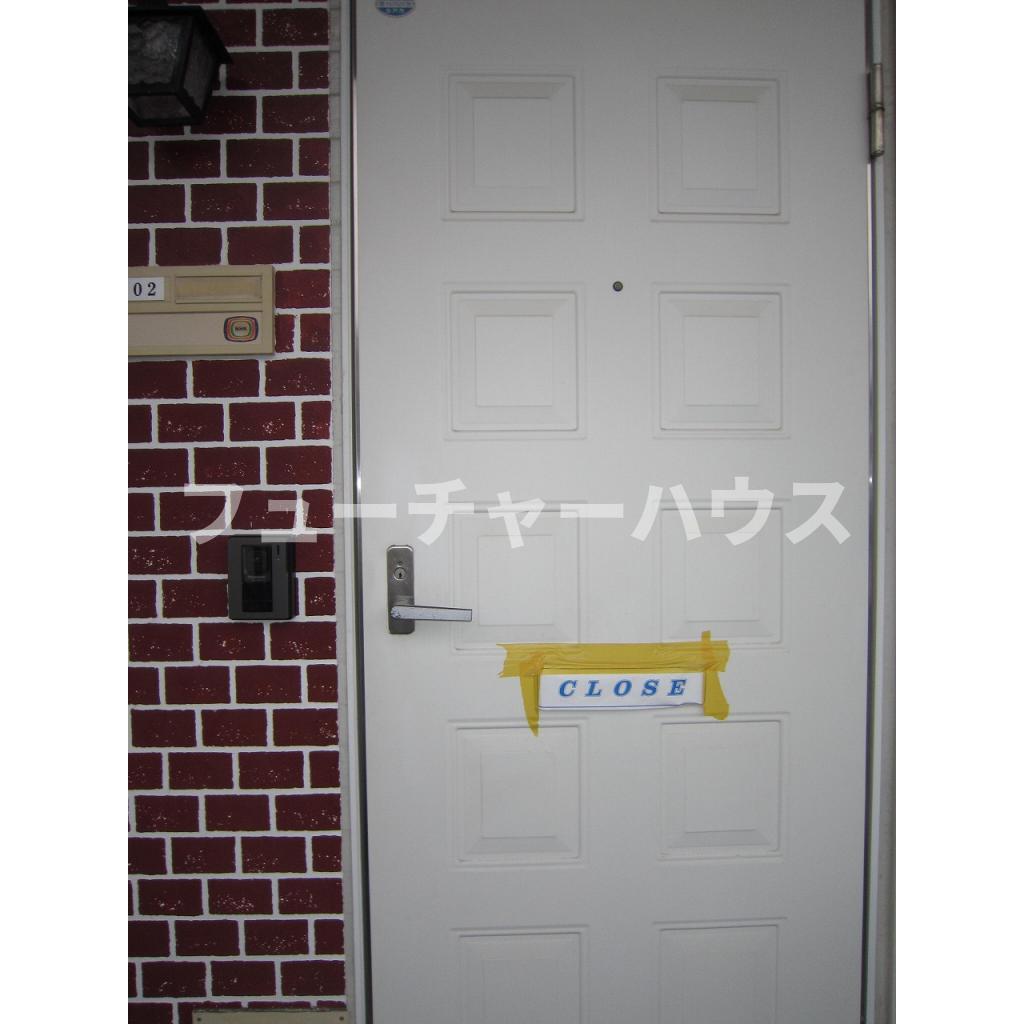 玄関　玄関ドア