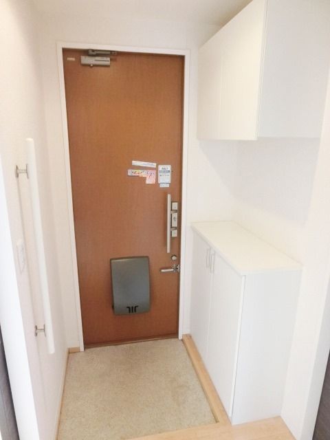 玄関　シューズボックス付きの玄関です！