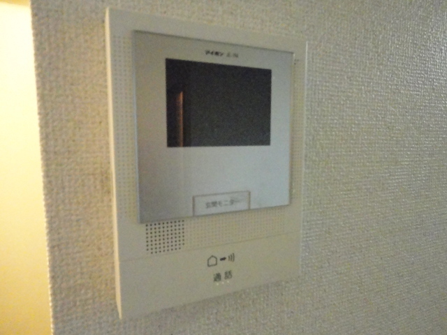 セキュリティ　ＴＶモニタ付インターホン完備で突然の来訪者が来ても安心◎