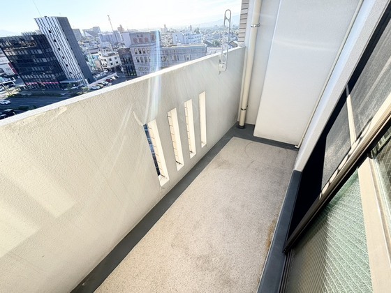 バルコニー　バルコニー