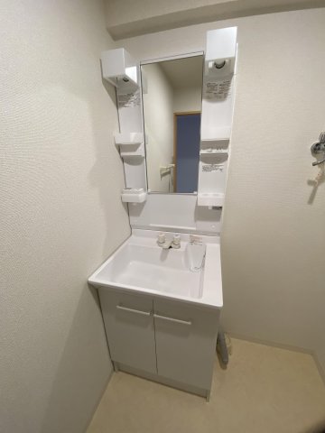 洗面設備　使いやすい洗面所です