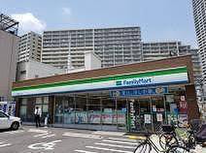 コンビニ　ファミリーマート（コンビニ）まで340m