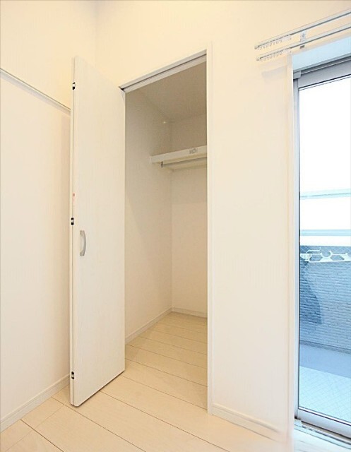 収納　他号室の写真となります。