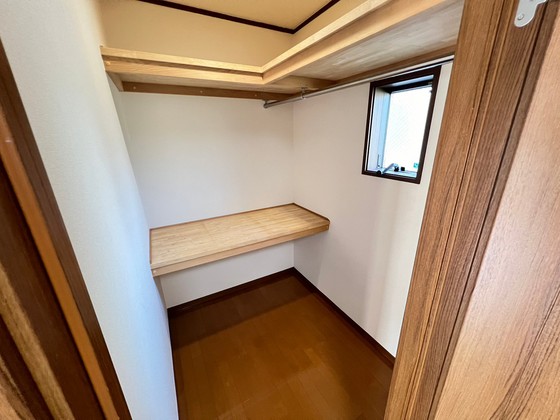 収納　※別号室の写真です