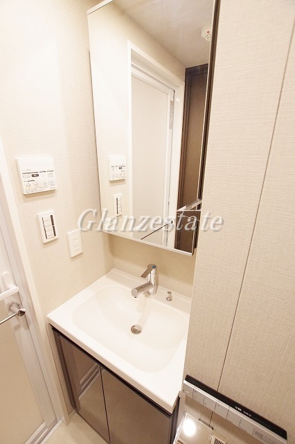 洗面設備　☆うれしい独立洗面台☆