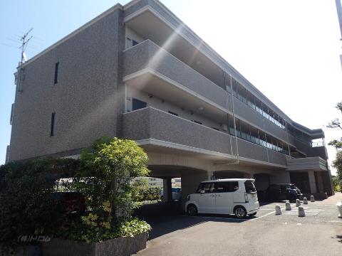 建物外観　外観写真（昼）