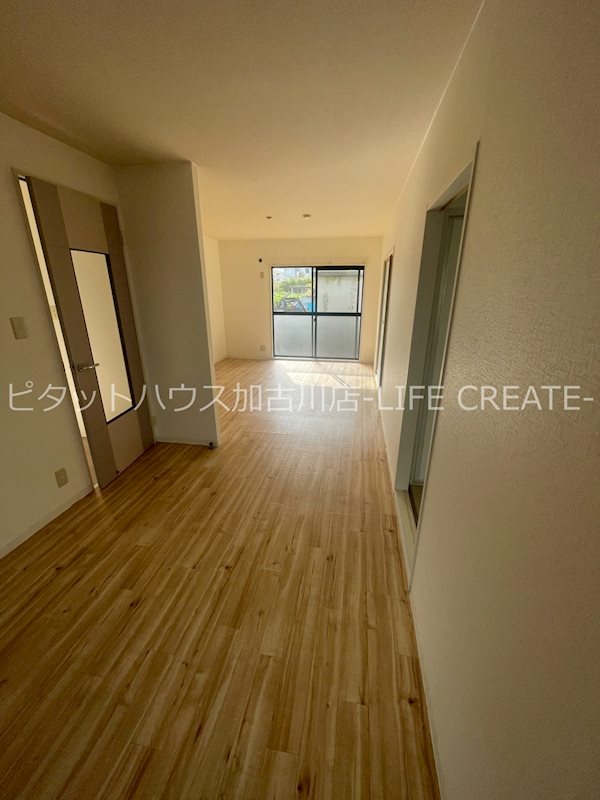 居室・リビング　※写真は別室