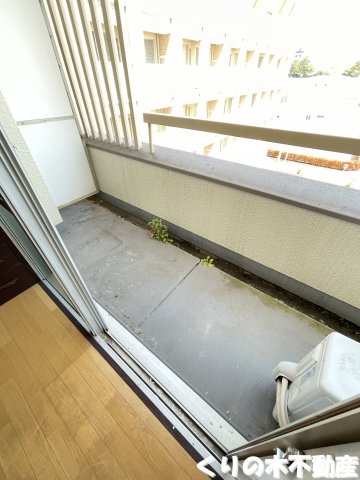 バルコニー　同タイプのお部屋です（現況を優先します）