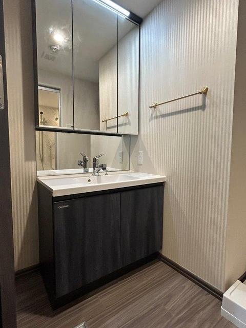 洗面設備　独立洗面化粧台