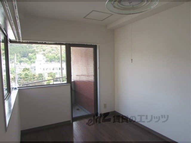 居室・リビング　洋室