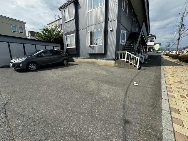 駐車場　駐車場