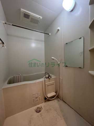 バス・シャワールーム　※参考写真です。同じ間取りの別部屋になります。