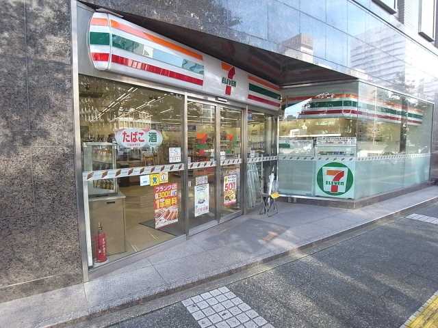 コンビニ　セブン－イレブン名古屋丸の内３大津通店（コンビニ）まで329m