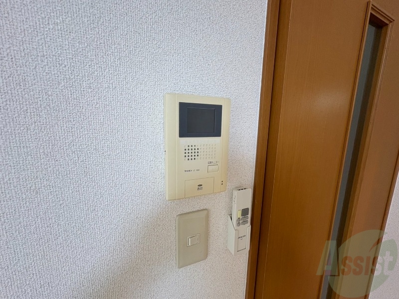 バルコニー　バルコニーが付いていますので一息ついてみてはいかがですか。