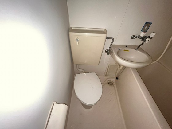 トイレ　※別部屋の写真です