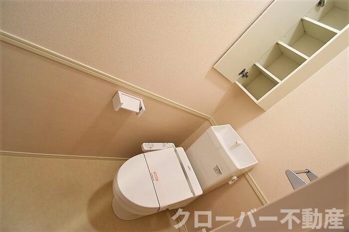 トイレ　温水洗浄暖房便座