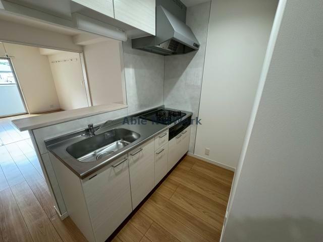 キッチン　同型タイプ　現況優先