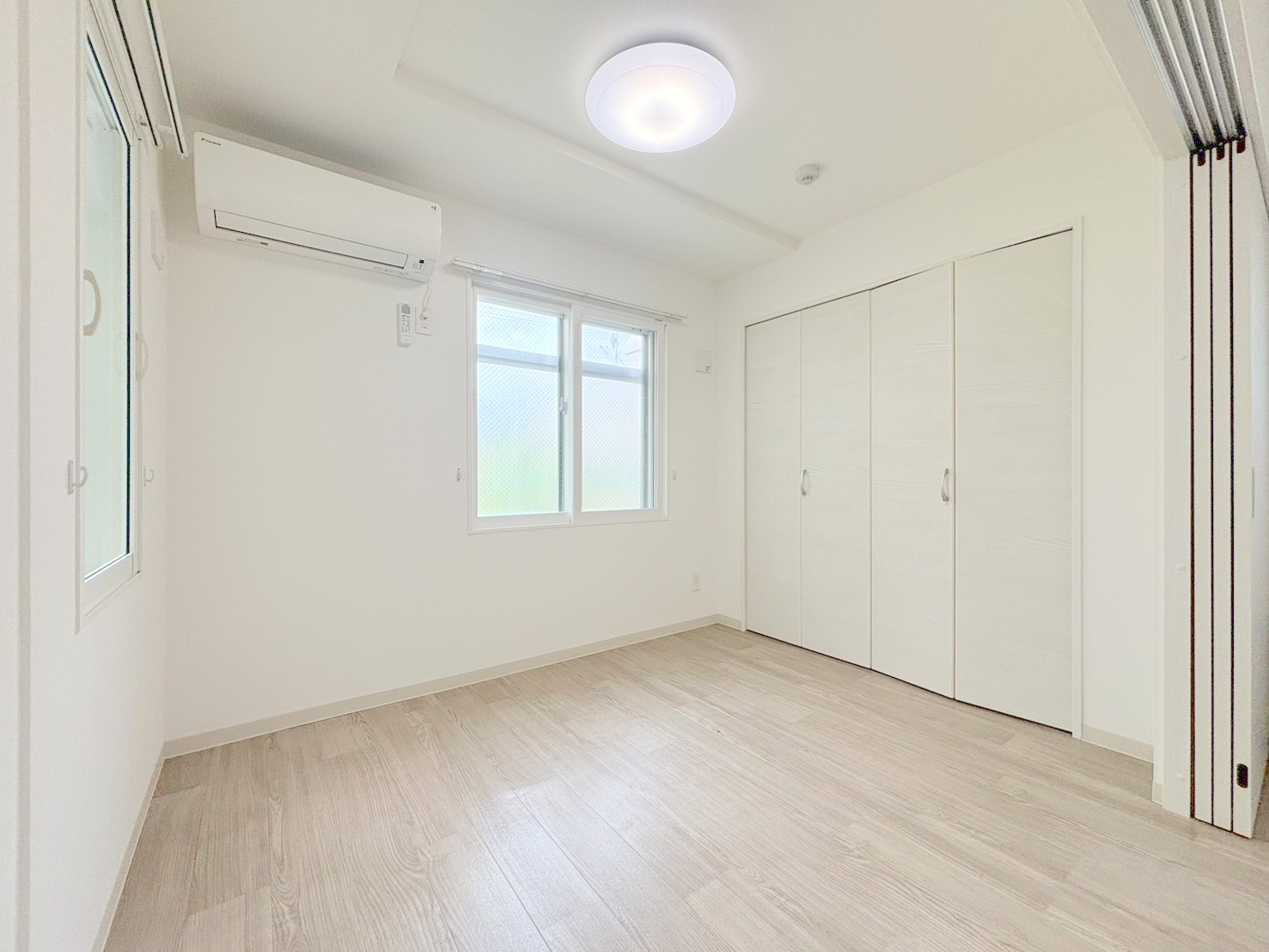 その他部屋・スペース　白基調の明るいお部屋です♪