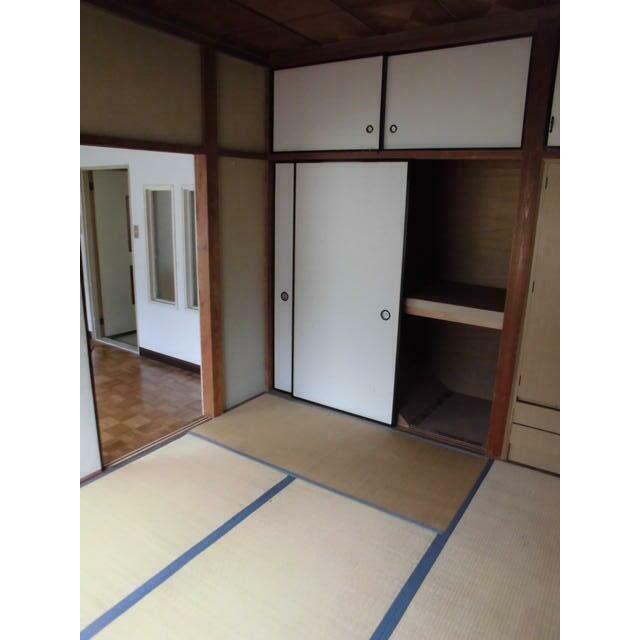 収納　和室収納口