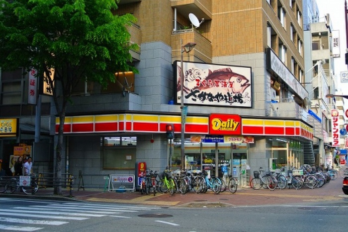 コンビニ　デイリー（コンビニ）まで770m