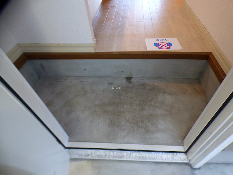 玄関　※別のお部屋のお写真です。御参考までに。