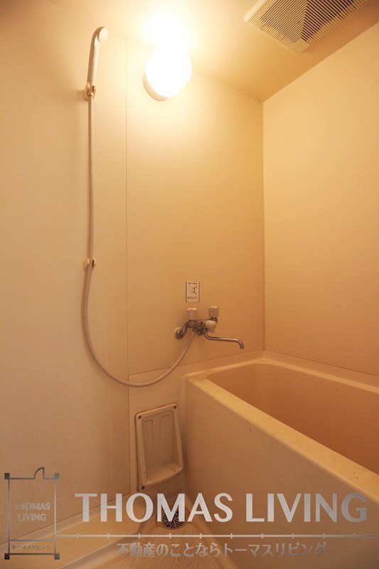 バス・シャワールーム　お掃除がしやすいユニットバスです。