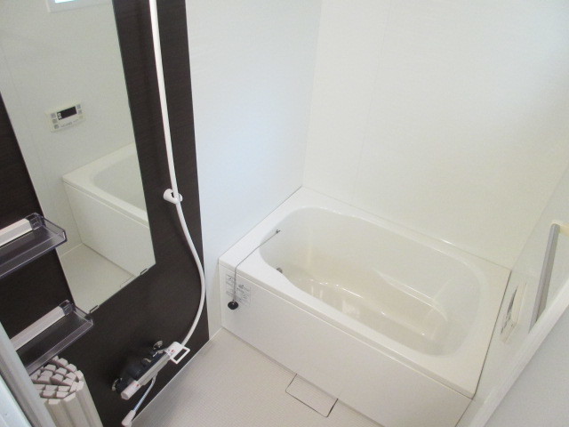 バス・シャワールーム　追焚・暖房・乾燥機能完備のバスルーム