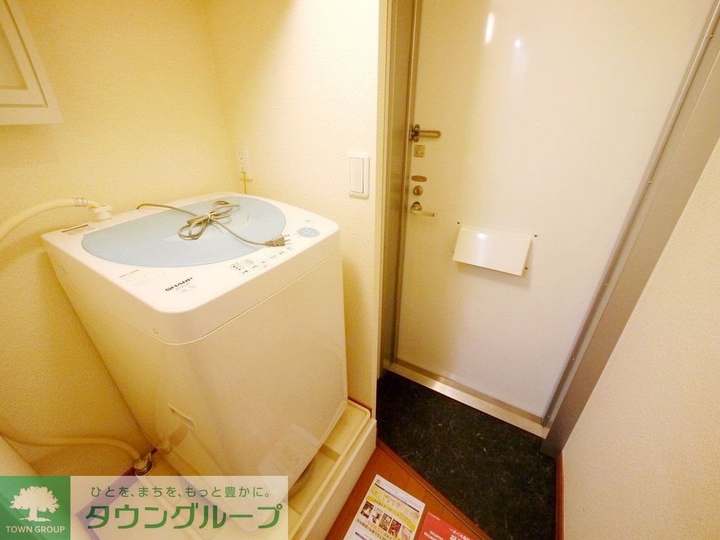 玄関　洗面