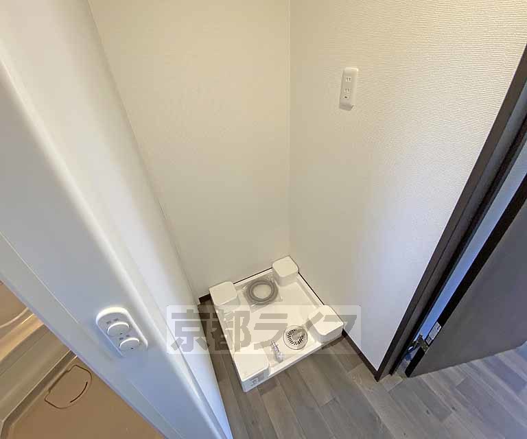 その他設備　洗濯機置き場は脱衣場にあります。