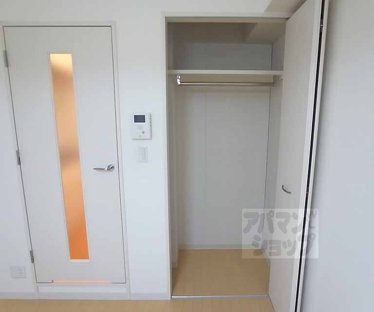 収納　クローゼット