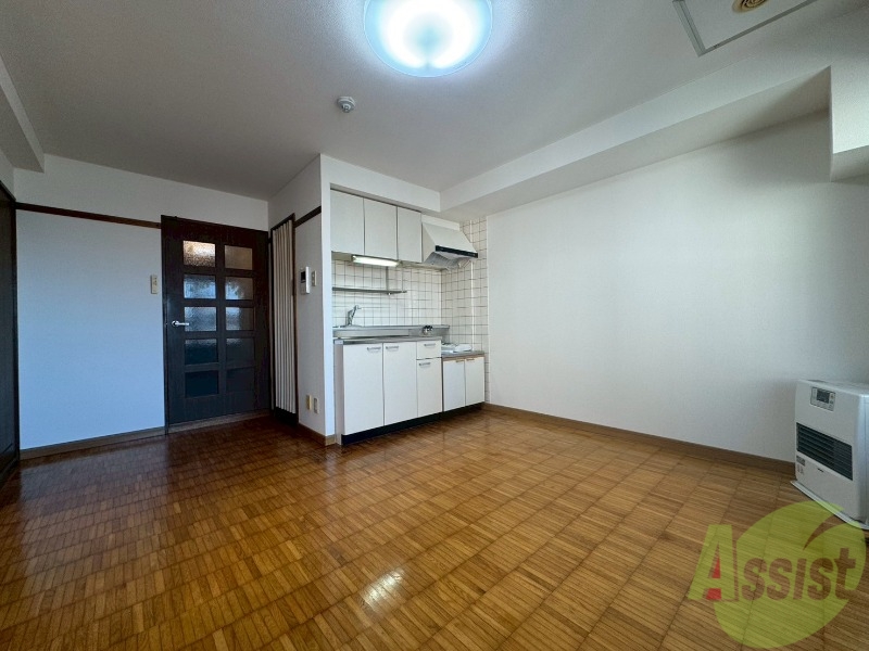 居室・リビング　広くてキレイなお部屋が広がっていて、充実した生活が送れそう。