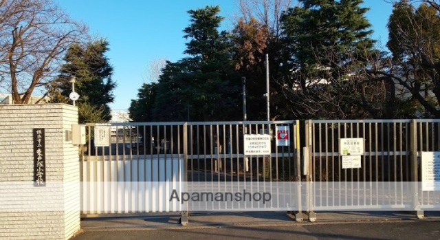 小学校　横浜市立東戸塚小学校（小学校）まで758m