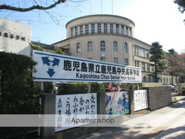 高校・高専　鹿児島県立鹿児島中央高等学校（高校・高専）まで184m