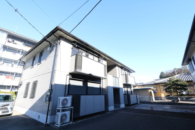 建物外観　☆小山駅まで徒歩２２分☆