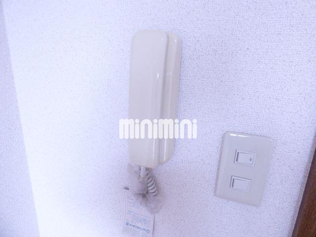 セキュリティ　インターホンついています。