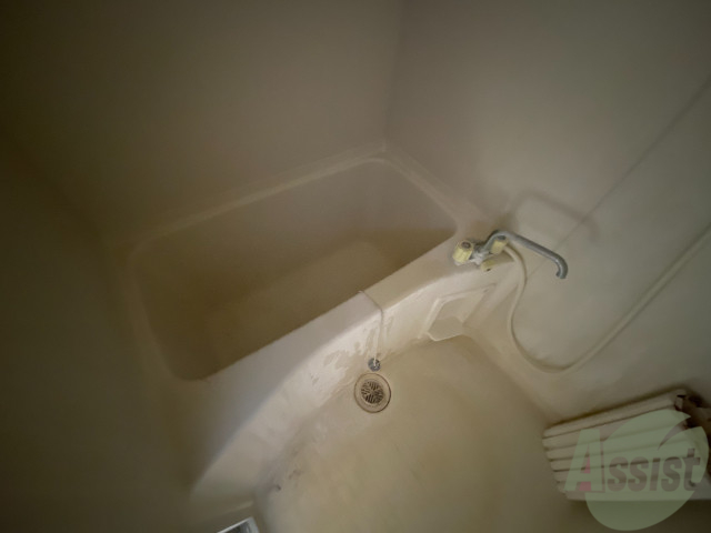 バス・シャワールーム　バスルームは一日の疲れを癒す大切な場所です。